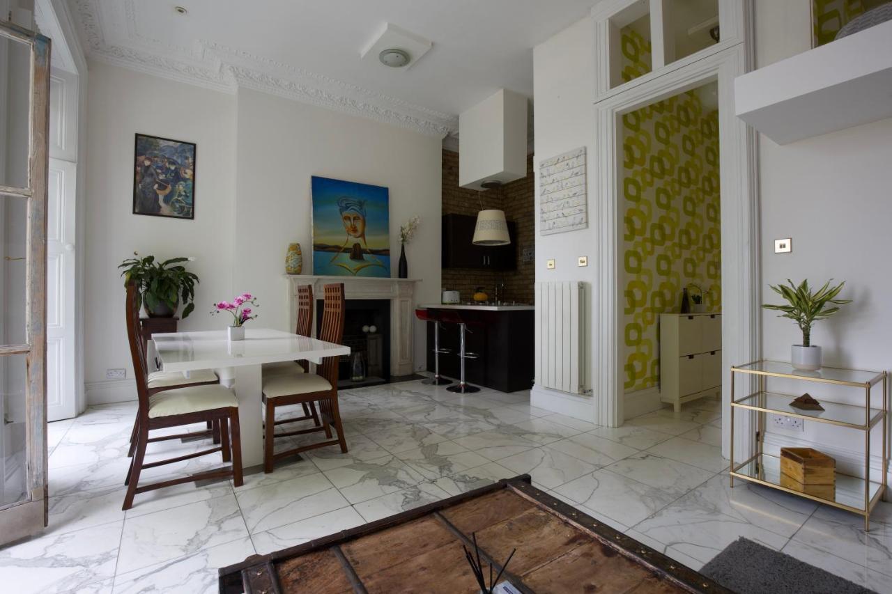 Large 2 Beds Flat Overlooking Clapham Common Park Londýn Exteriér fotografie