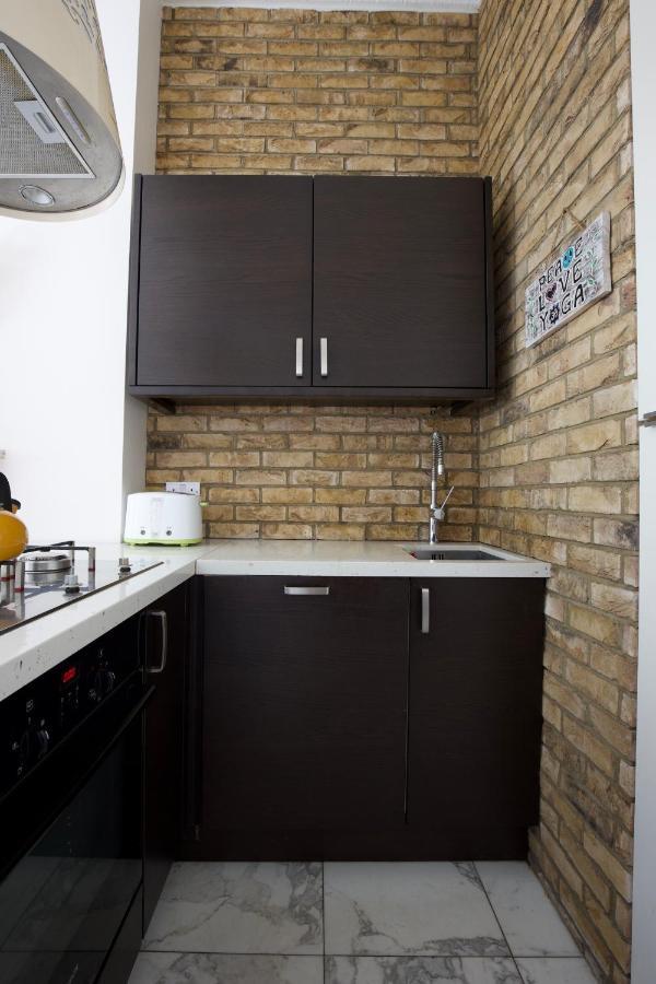 Large 2 Beds Flat Overlooking Clapham Common Park Londýn Exteriér fotografie